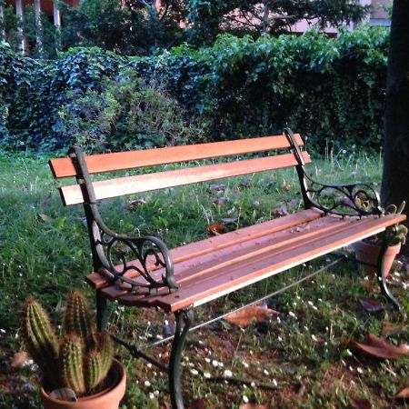 Viamilano25 Bed and Breakfast Mirandola Εξωτερικό φωτογραφία
