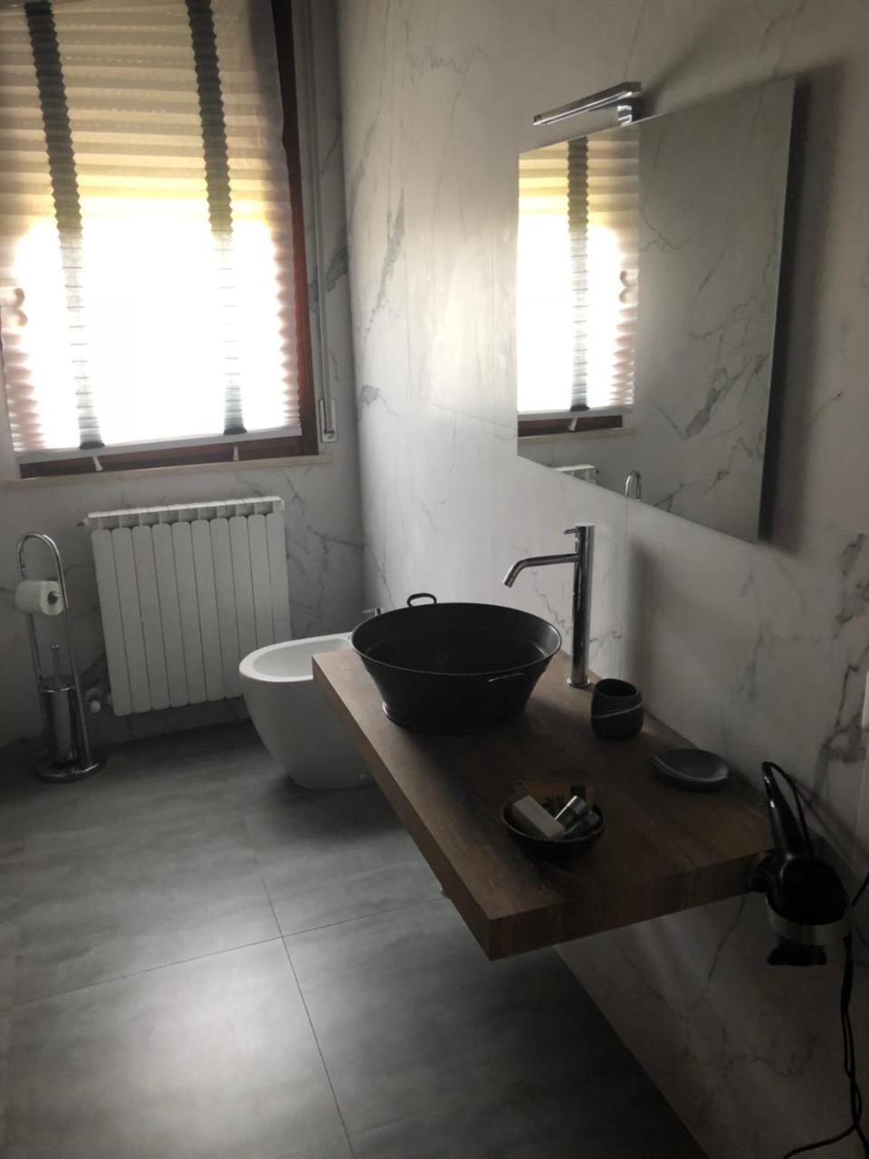 Viamilano25 Bed and Breakfast Mirandola Εξωτερικό φωτογραφία